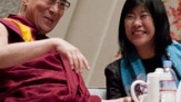 Interviews and a Conversation about Potential Modes of Expression to Bring Freedom to the World