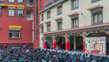 A Longevity Empowerment, ‘Lamp for the Path’ and a Long-Life Offering at Sherabling