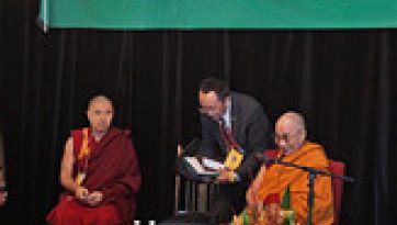 A Long-Life Offering, a Meeting with Chinese Intellectuals and a Continuation of Teachings in the Blue Mountains