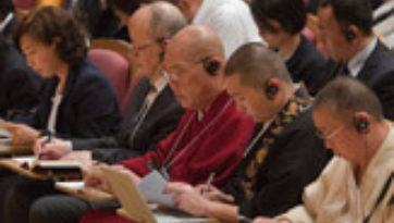 Beginning to Teach ‘Guide to the Bodhisattva’s Way of Life’ in Osaka