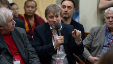 Dialogue between Russian and Buddhist Scholars - Understanding the World