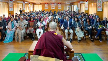 Indian High School Students Meet His Holiness the Dalai Lama