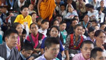 His Holiness the Dalai Lama Teaches from Nagarjuna’s Precious Garland in Dehra Dun